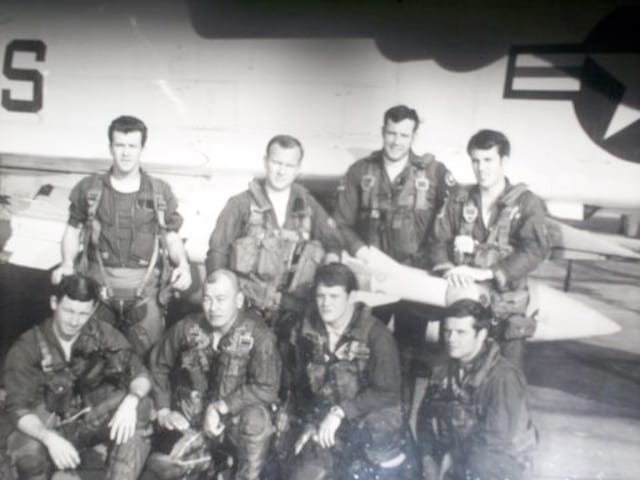 TOPGUN class photo, September 1970. First Lieutenant Dick “K9” Kindsfater stands at the back left.